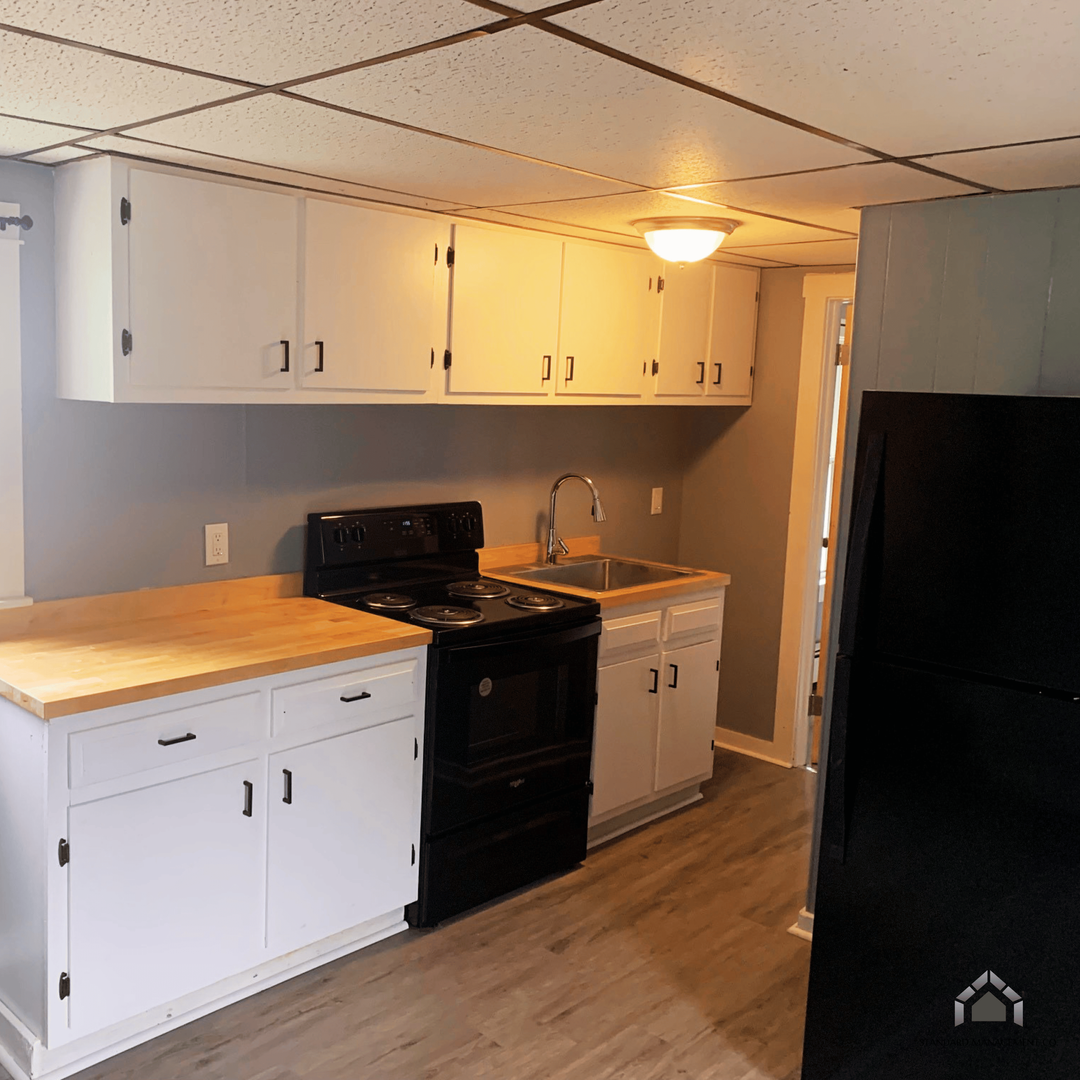 Oakland Apartment: 34 Main Street