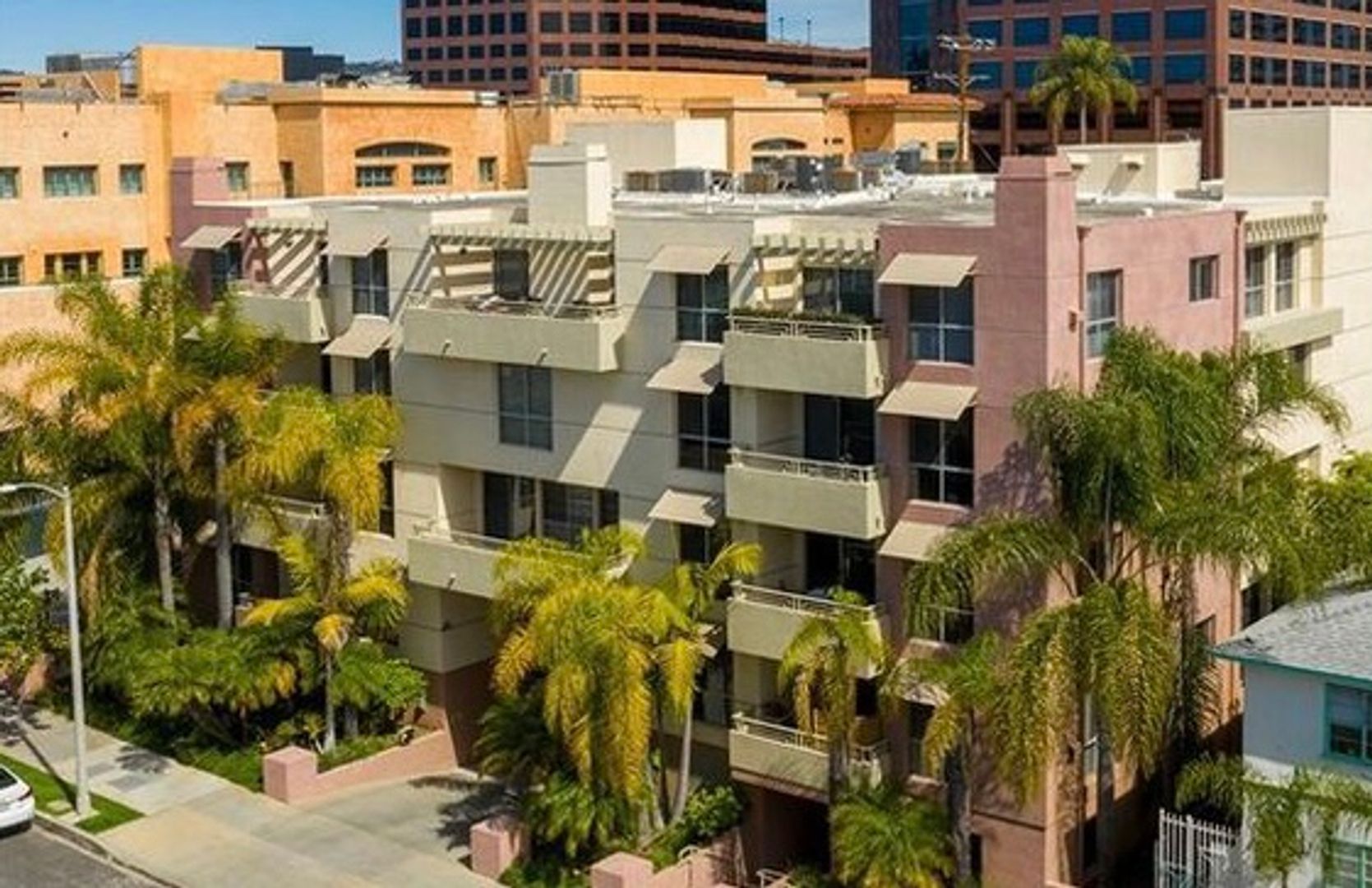 Los Angeles Condo: 1222 S Westgate Ave Unit 202