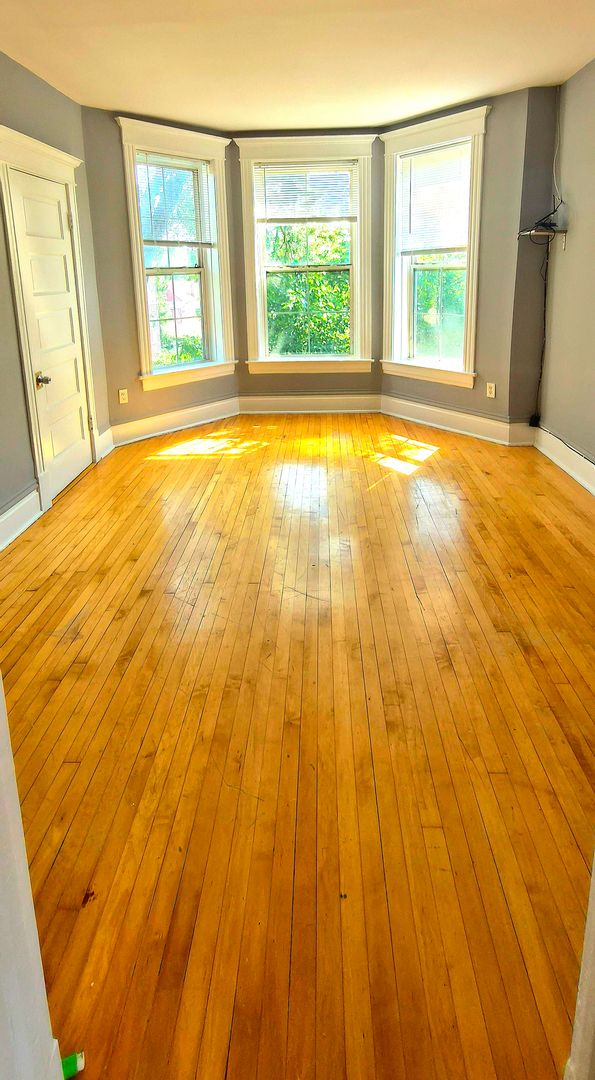 Chicago Apartment: 2252 S Whipple St.