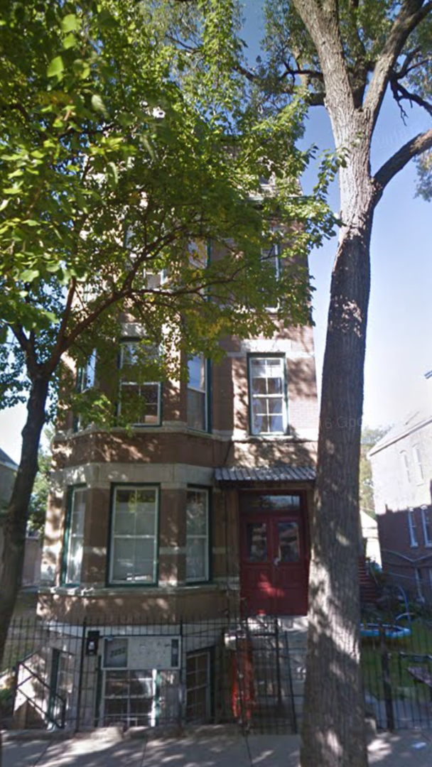 Chicago Apartment: 2252 S Whipple St.