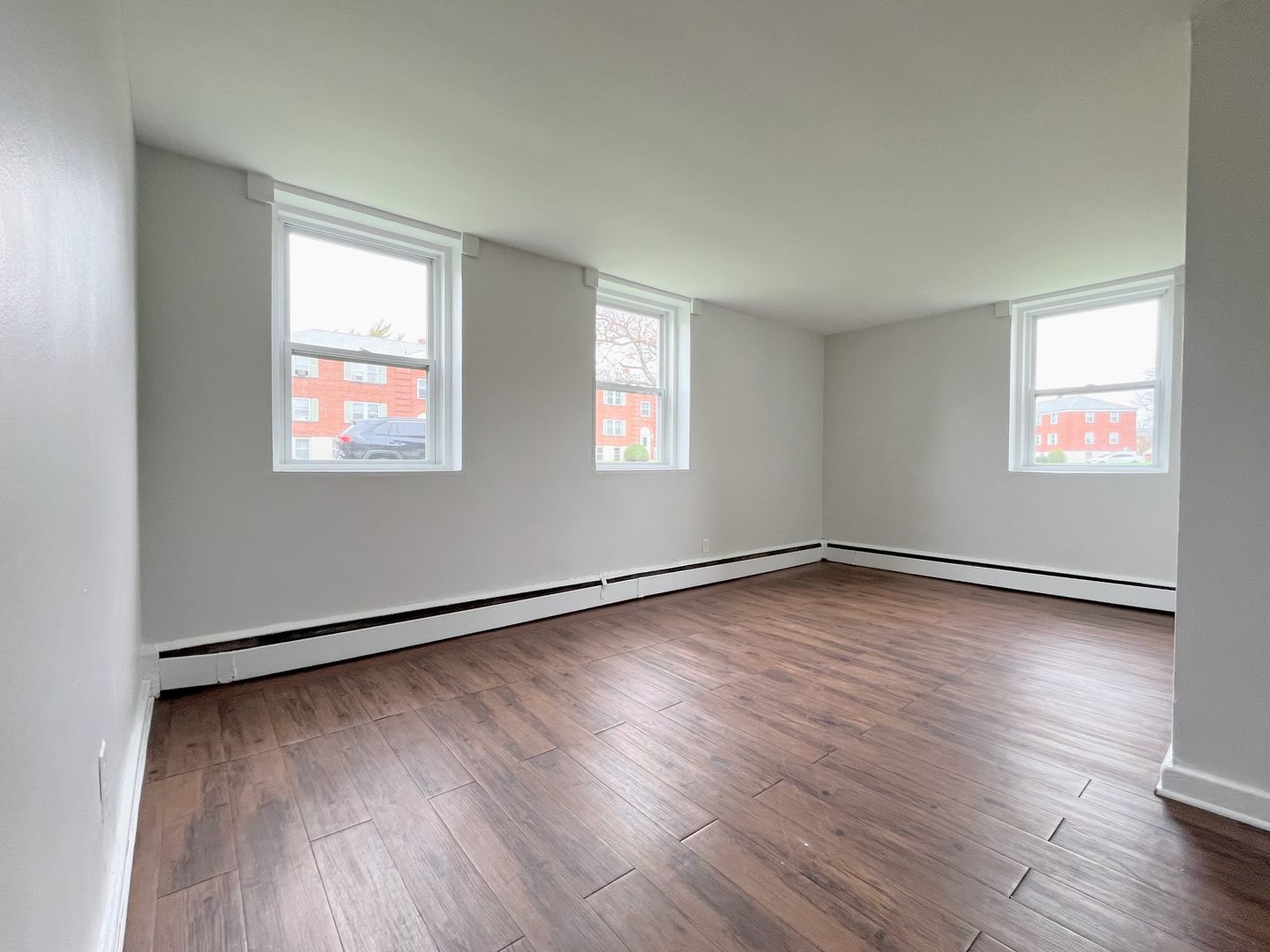 Cheektowaga Apartment: 15 Linda Drive