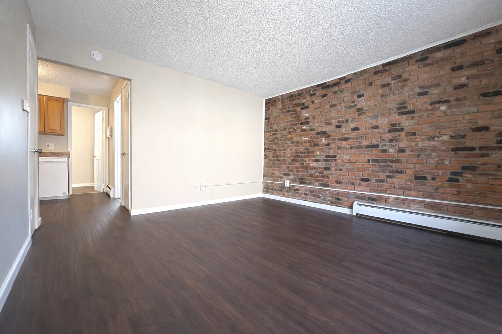 Buffalo Apartment: 367 Elmwood Avenue