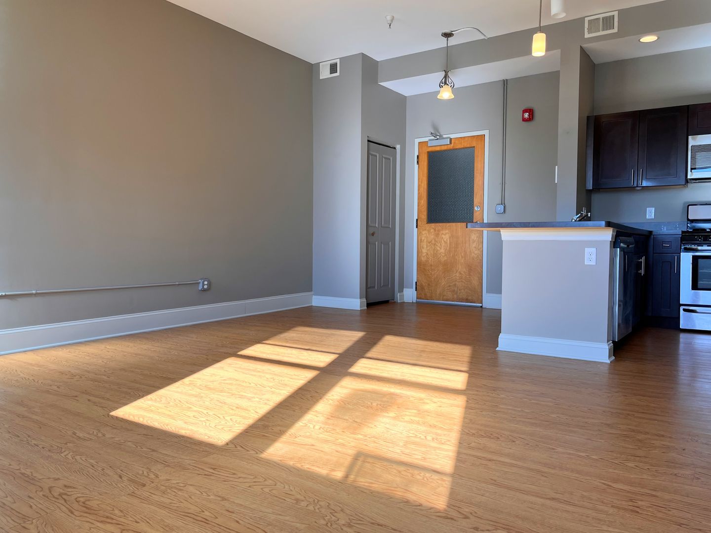 Buffalo Apartment: 17 Mineral Springs Road