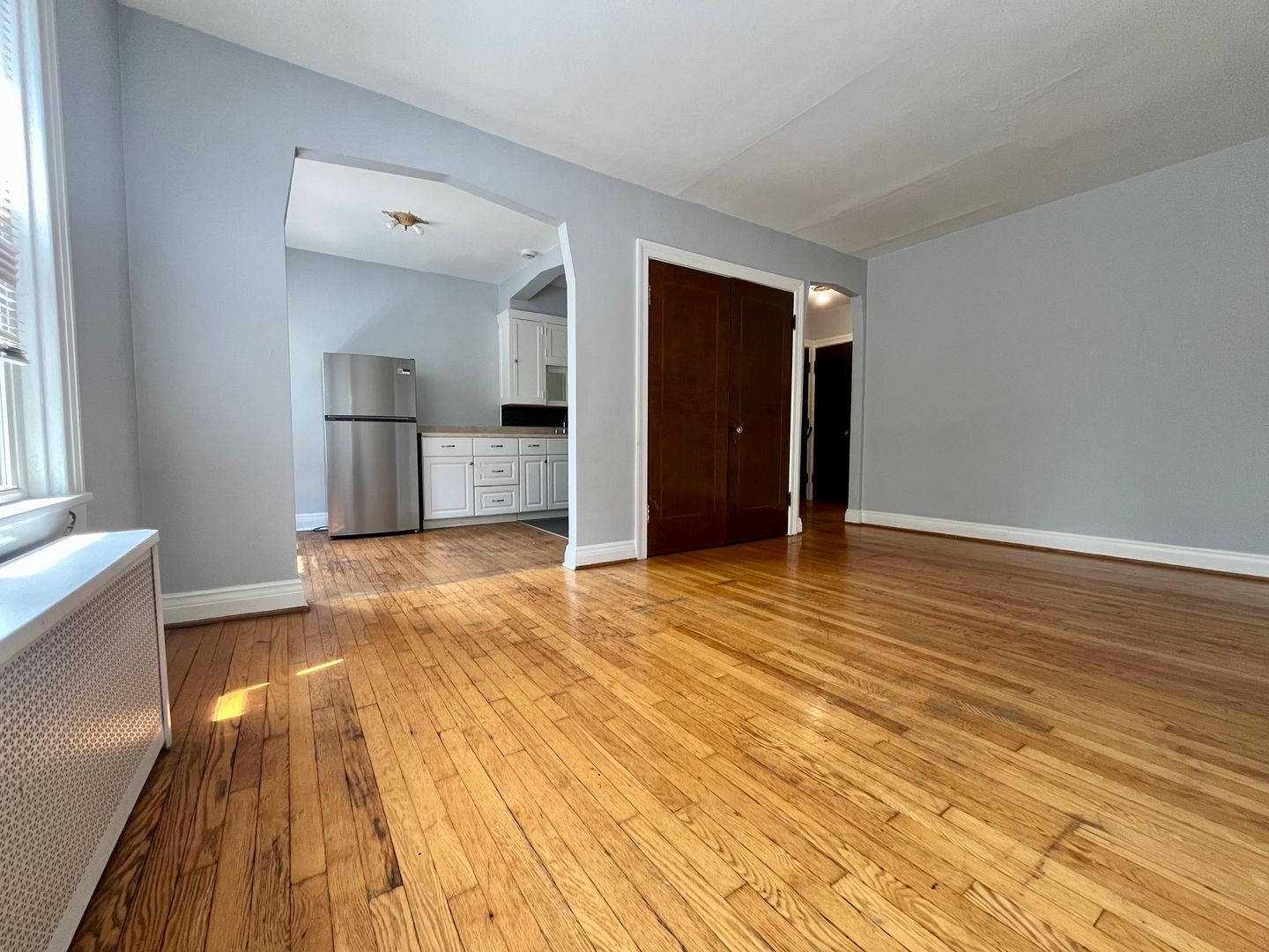 Buffalo Apartment: 234 Crescent Avenue