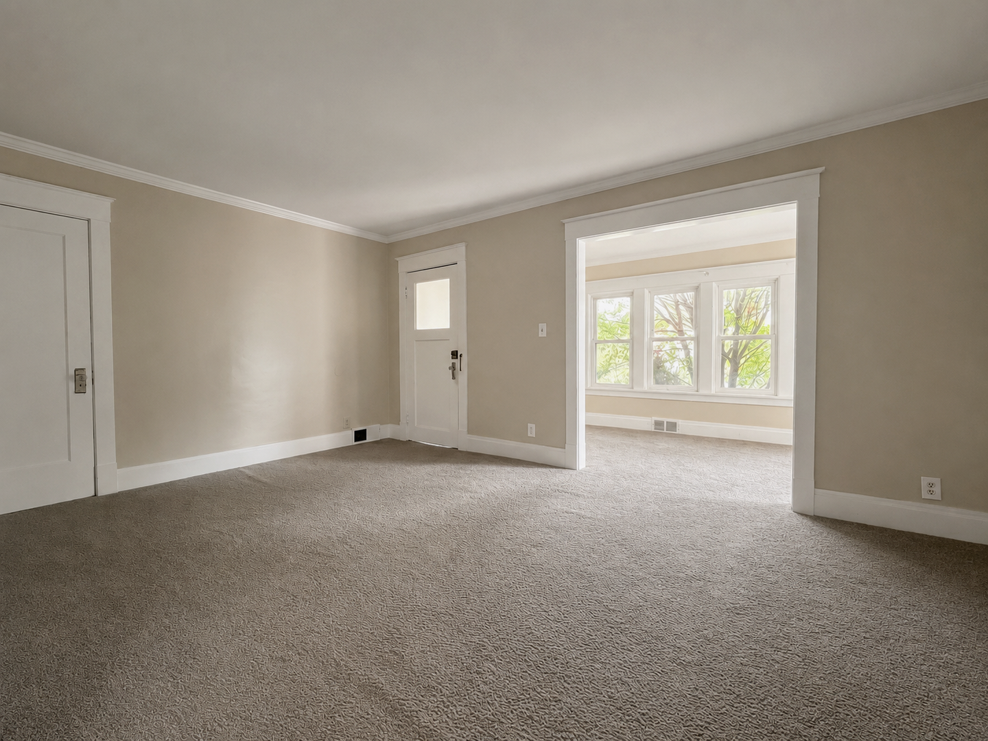 Buffalo Apartment: 223 Virgil Avenue