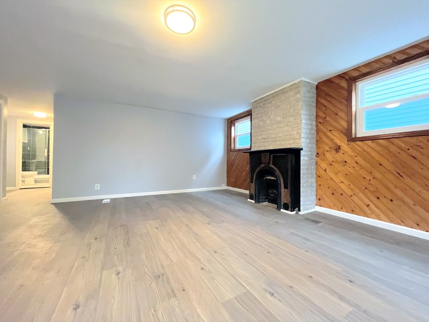 Buffalo Apartment: 159 Dearborn Street