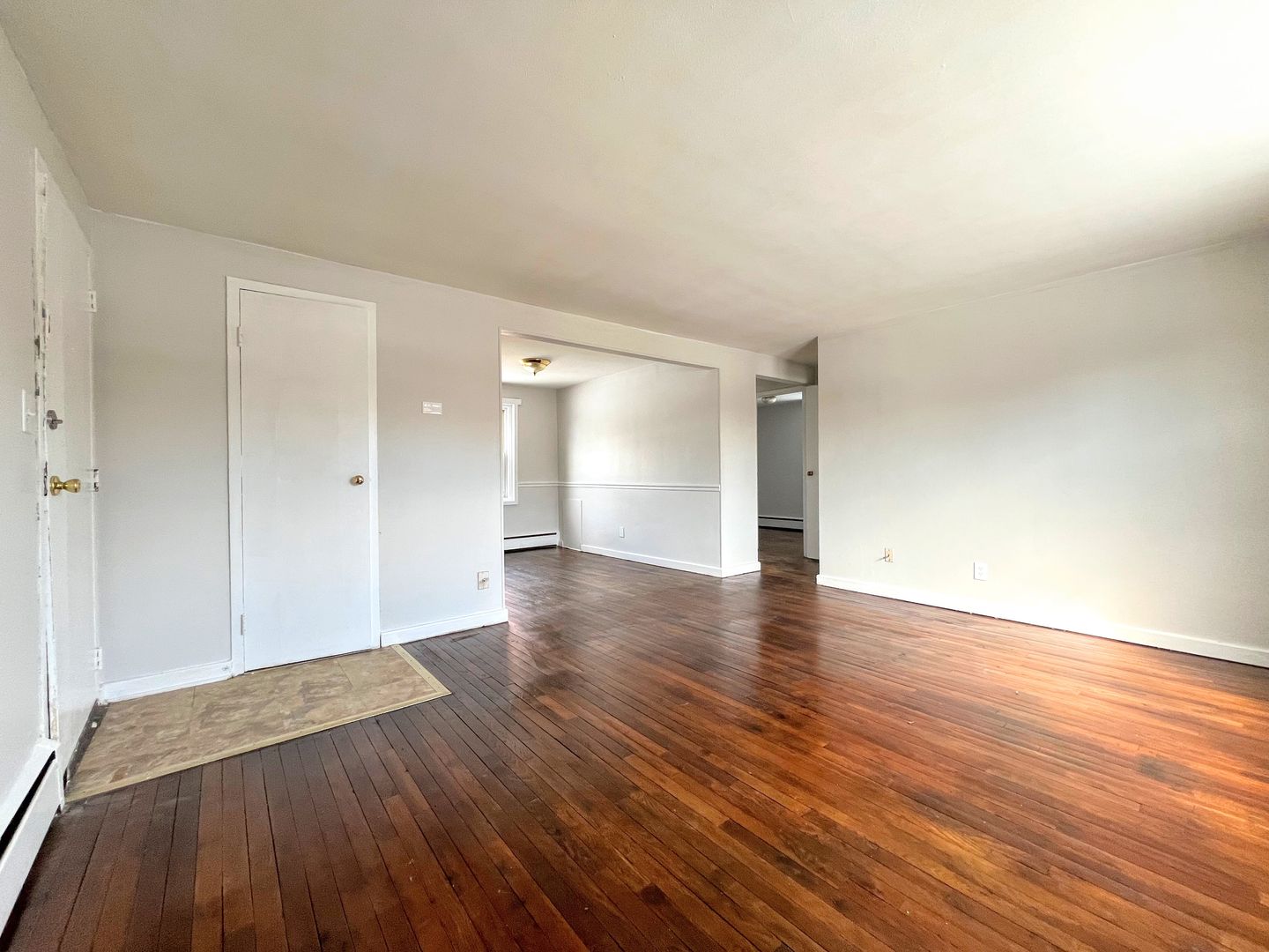 Cheektowaga Apartment: 48 Linda Drive