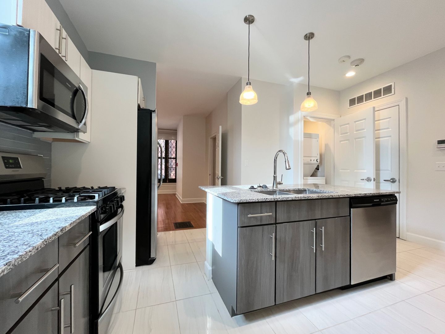 Buffalo Apartment: 128 Pearl Street