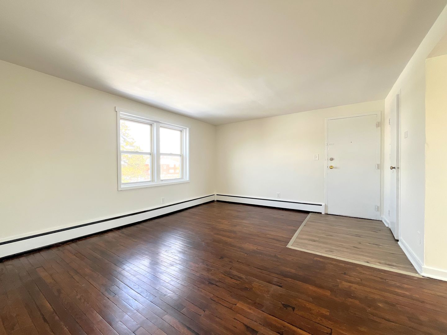 Cheektowaga Apartment: 53 Linda Drive