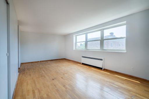 Comfortable 2 BDRM Apartment Near Delaware Park - Delaware Ave Apartments – photo 1