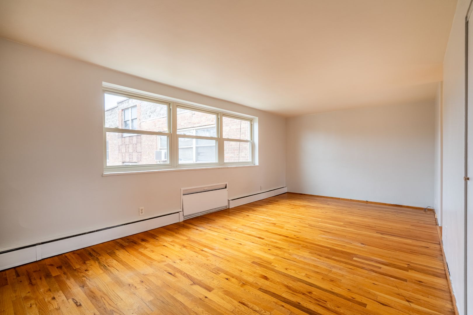 Buffalo Apartment: 1982 Delaware Avenue