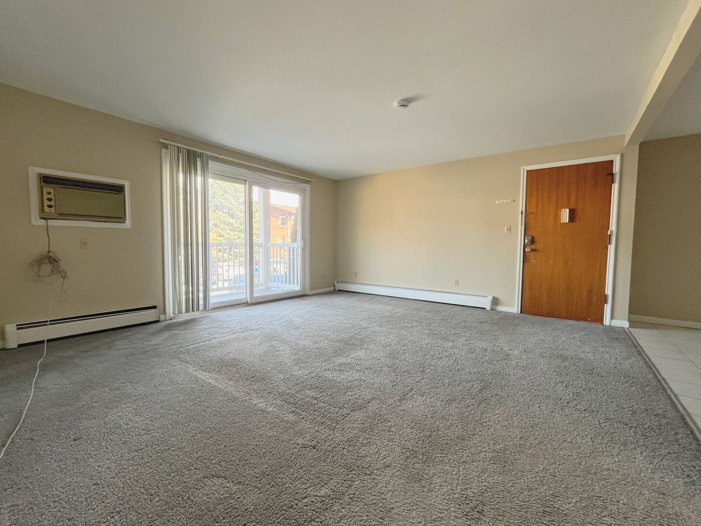 West Seneca Apartment: 770 Mill Road