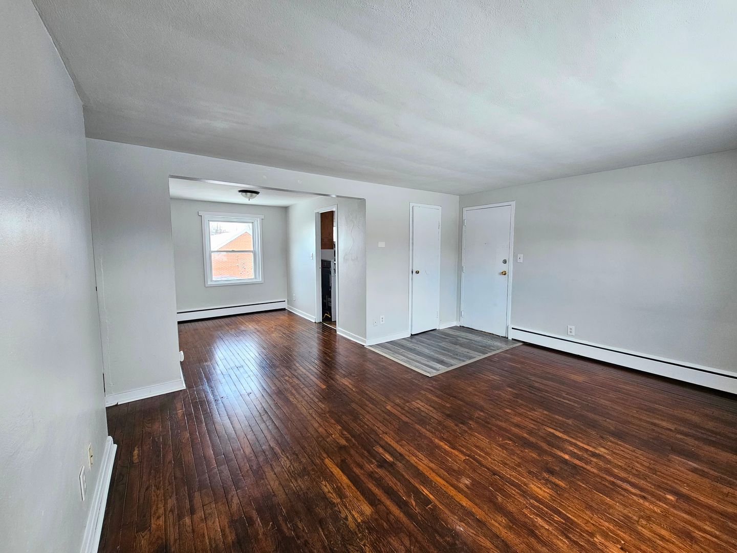 Cheektowaga Apartment: 71 Linda Drive