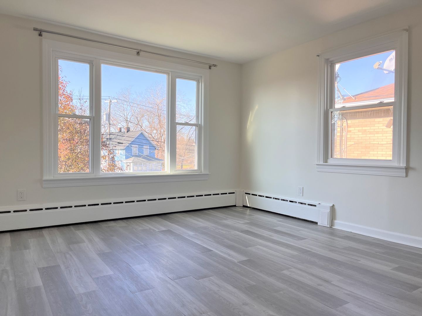 Lackawanna Apartment: 1540 Abbott Road