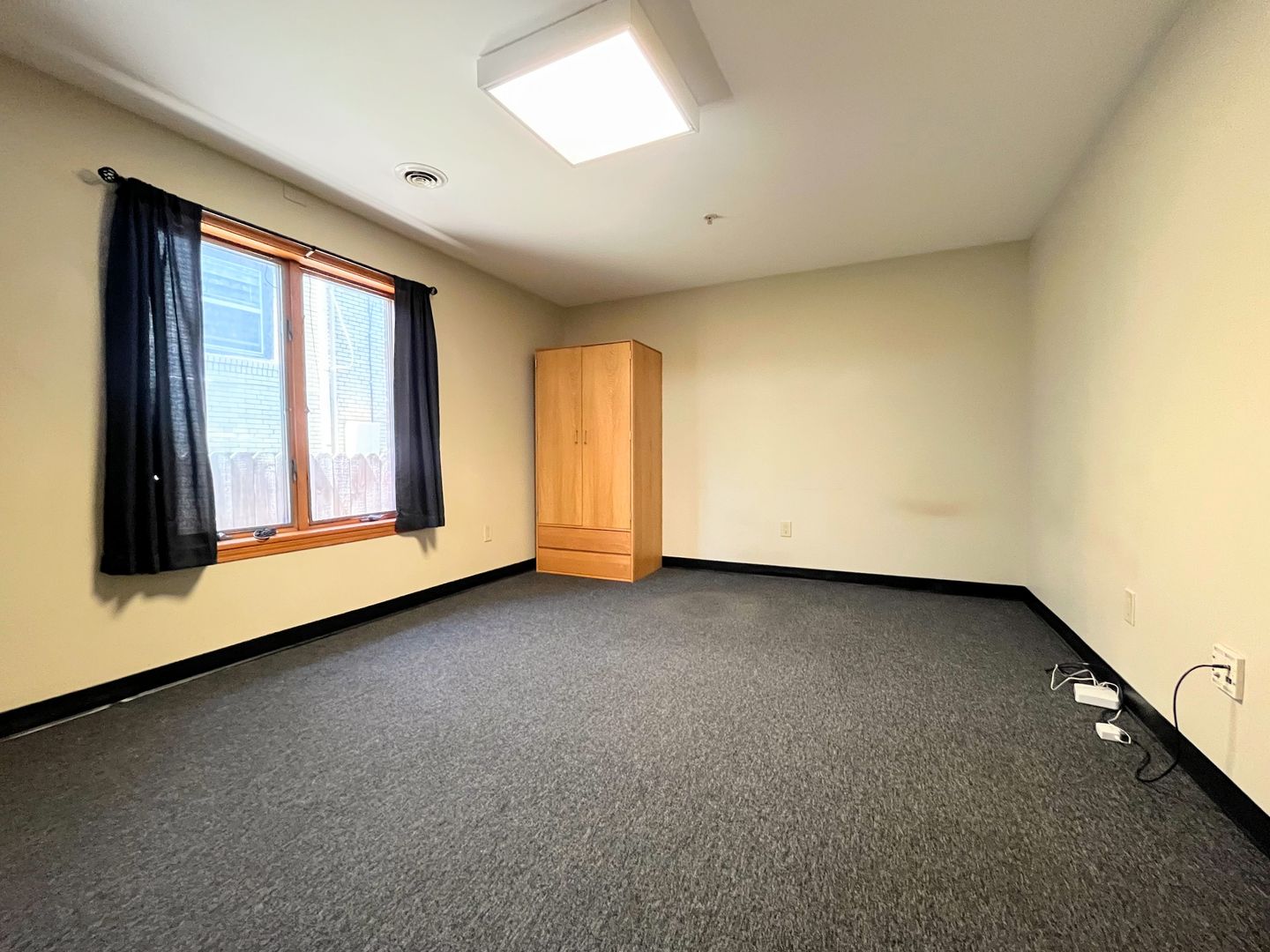 Buffalo Apartment: 183 Jewett Parkway