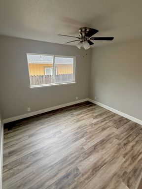 5022 Venuto Way Move in special 1/2 Off First Month rent – photo 1