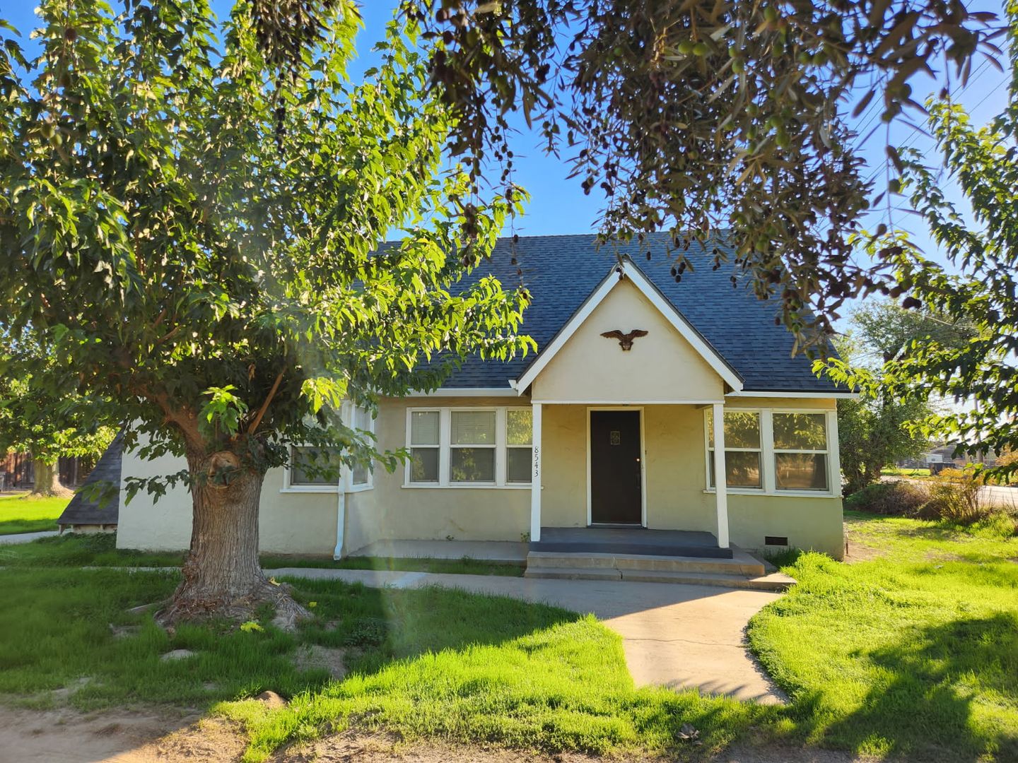 Modesto House: 8543 Yosemite Blvd