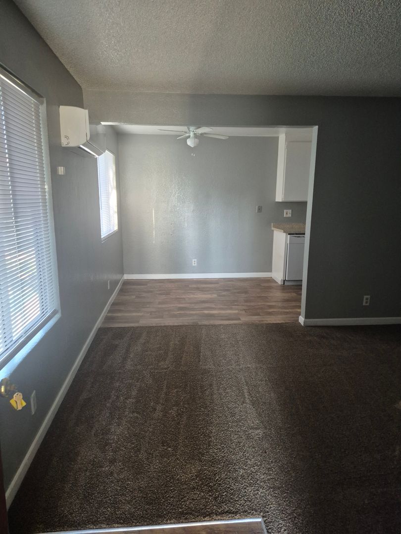 Stockton Apartment: 7945 N El Dorado Street