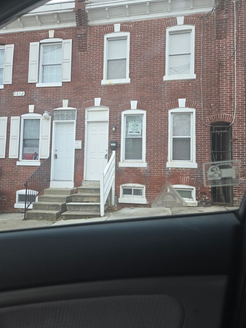 Wilmington Townhome: 1314 W 3rd Street