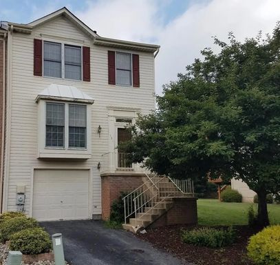 3 Bed 2.5 Bath Rental at 131 Attic Court, Wilmington, DE – photo 1