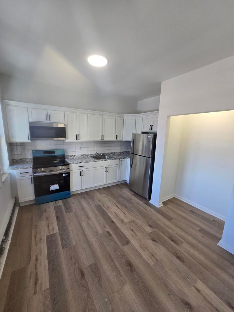 Hartford Apartment: 31-33 Park St