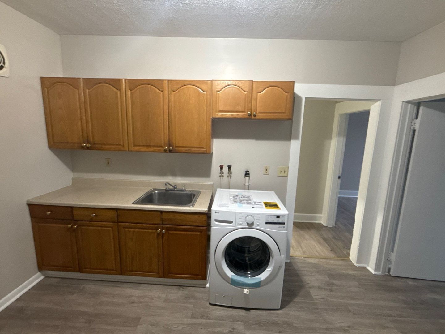 Hartford Apartment: 90-100 Park Street