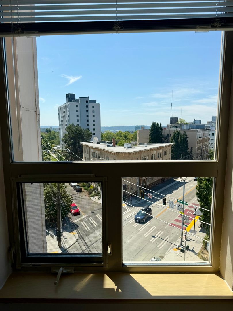 1700 MADISON APTS. 6 of 26