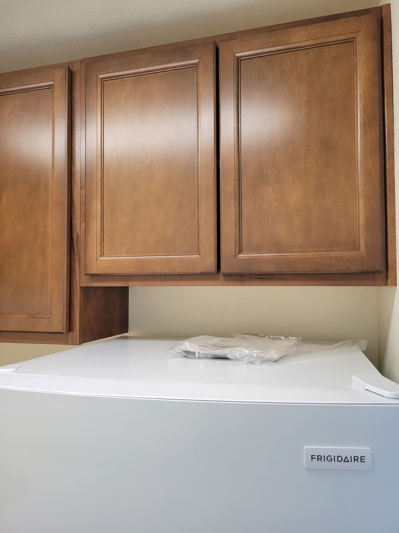 ARLLIS ARMS APTS 11 of 12