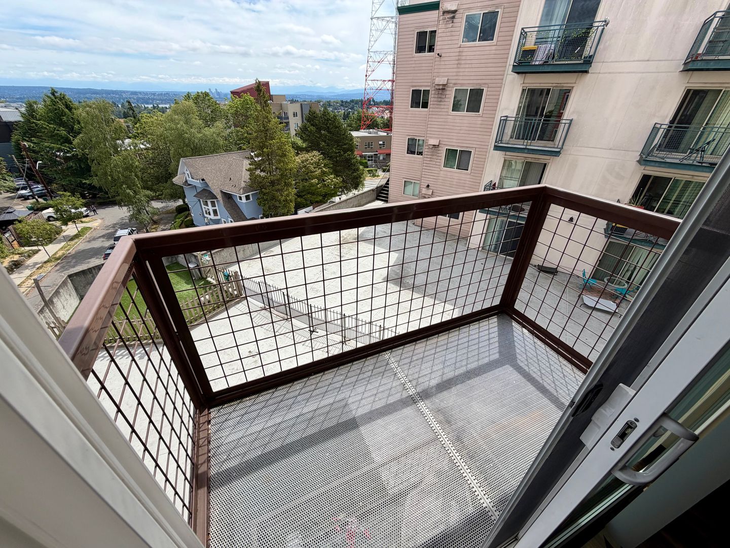 1700 MADISON APTS. 13 of 22