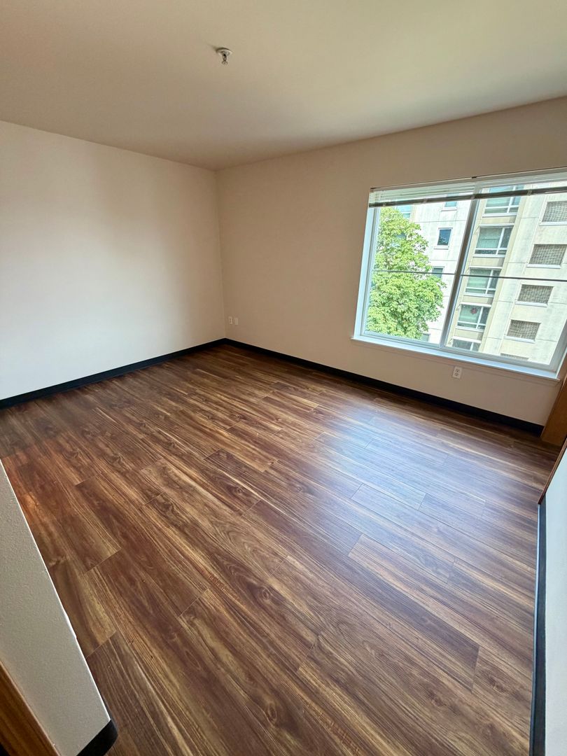 1700 MADISON APTS. 20 of 22