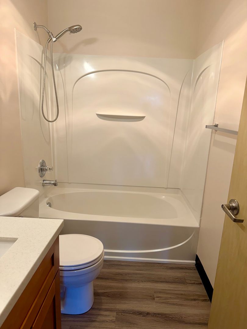 1700 MADISON APTS. 23 of 26