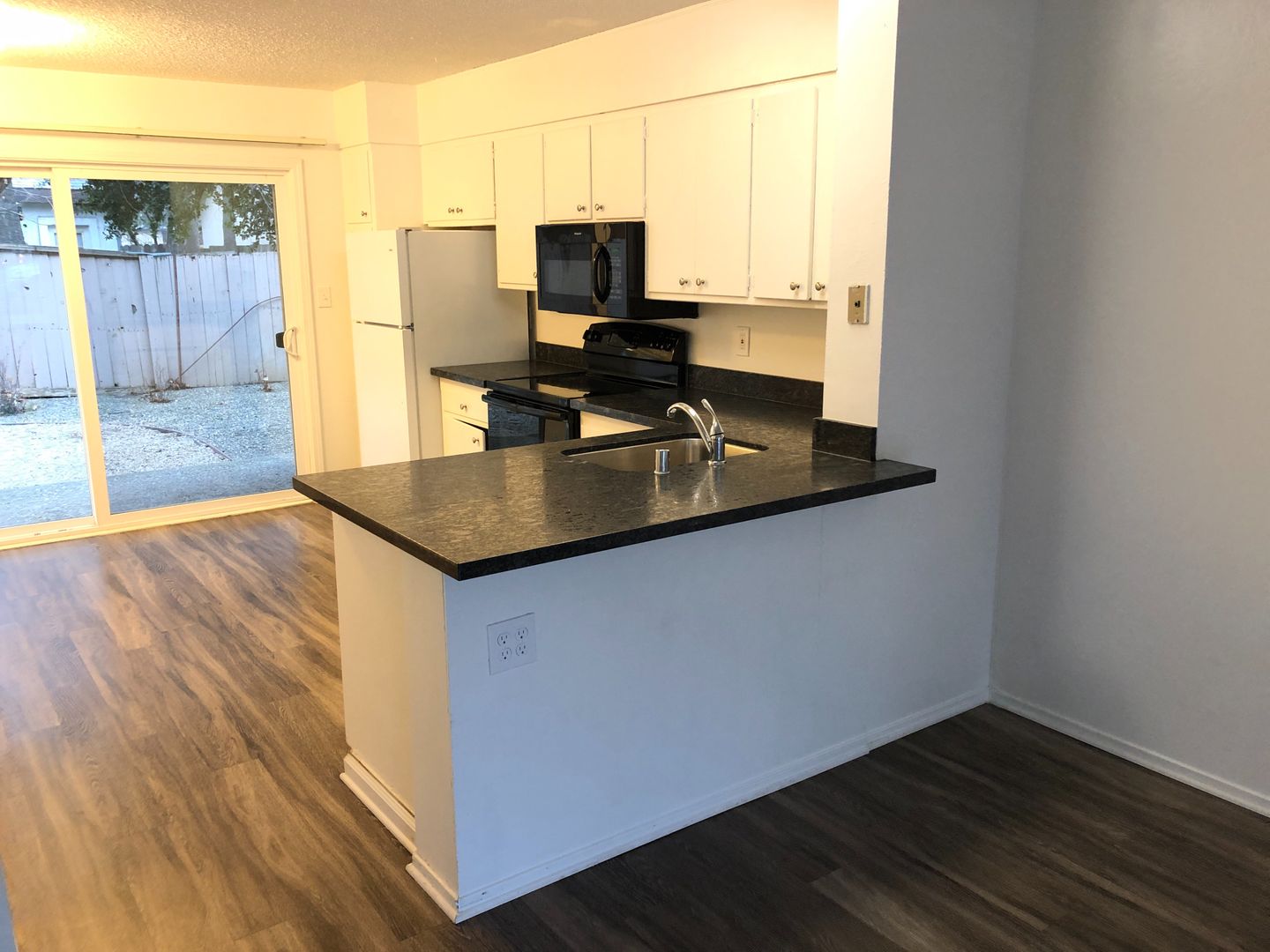 Davis Apartment: 1805 E. 8th Street