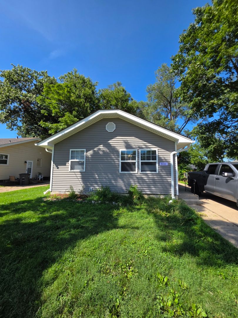 Des Moines House: 3111 Lincoln Ave