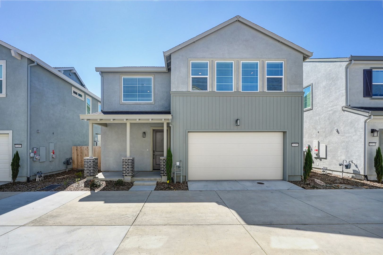 Folsom House: 3209 Sunny Gate