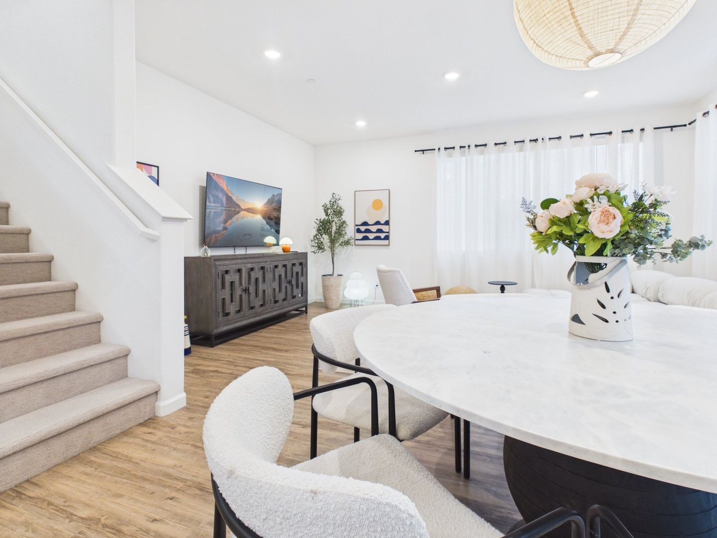 Folsom House: 3176 Sunny Gate