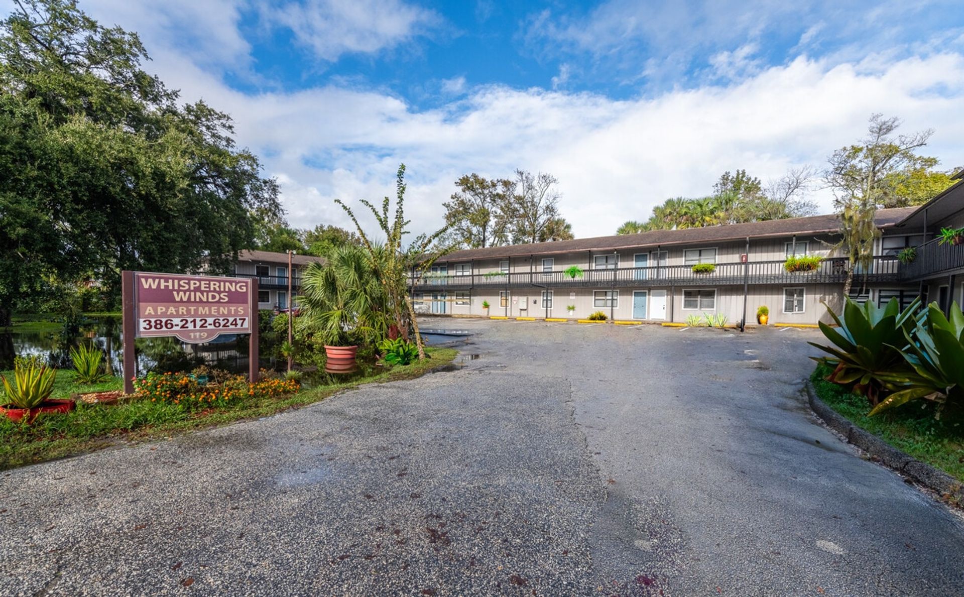 Daytona Beach Apartment: 119 Thomasson Ave