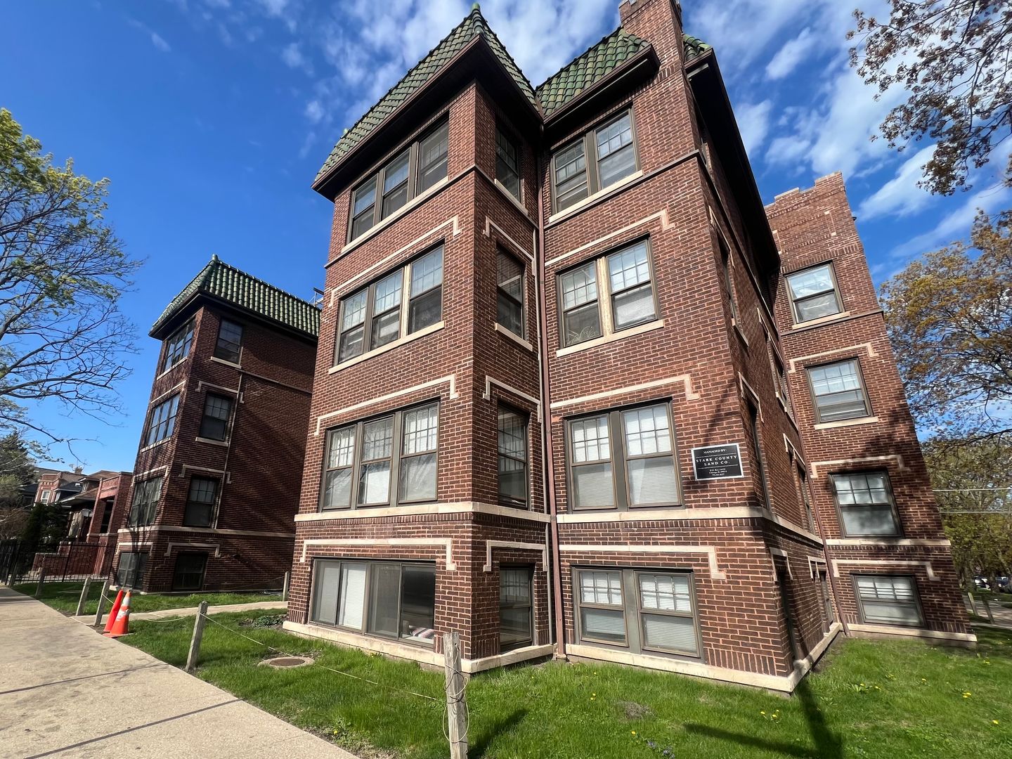 Chicago Apartment: 4505 N. Kimball