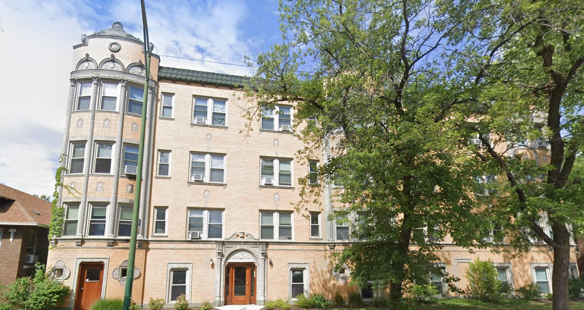 Chicago Apartment: 5354 N. Kimball