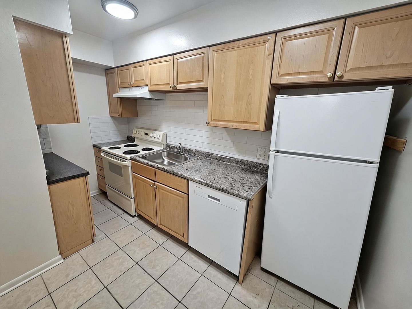 Evanston Apartment: 1100 Church St.
