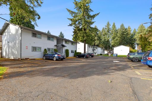 NEWLY UPDATED 2 BED 1 BATH @ BRIAR ROSE - $500 DEPOSIT – photo 1
