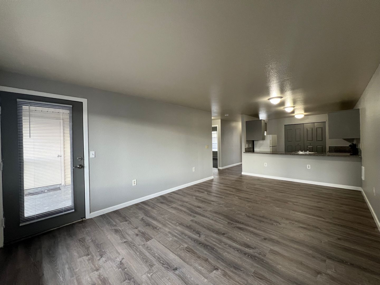 portland Apartment: 312-318 SE 160th Ave