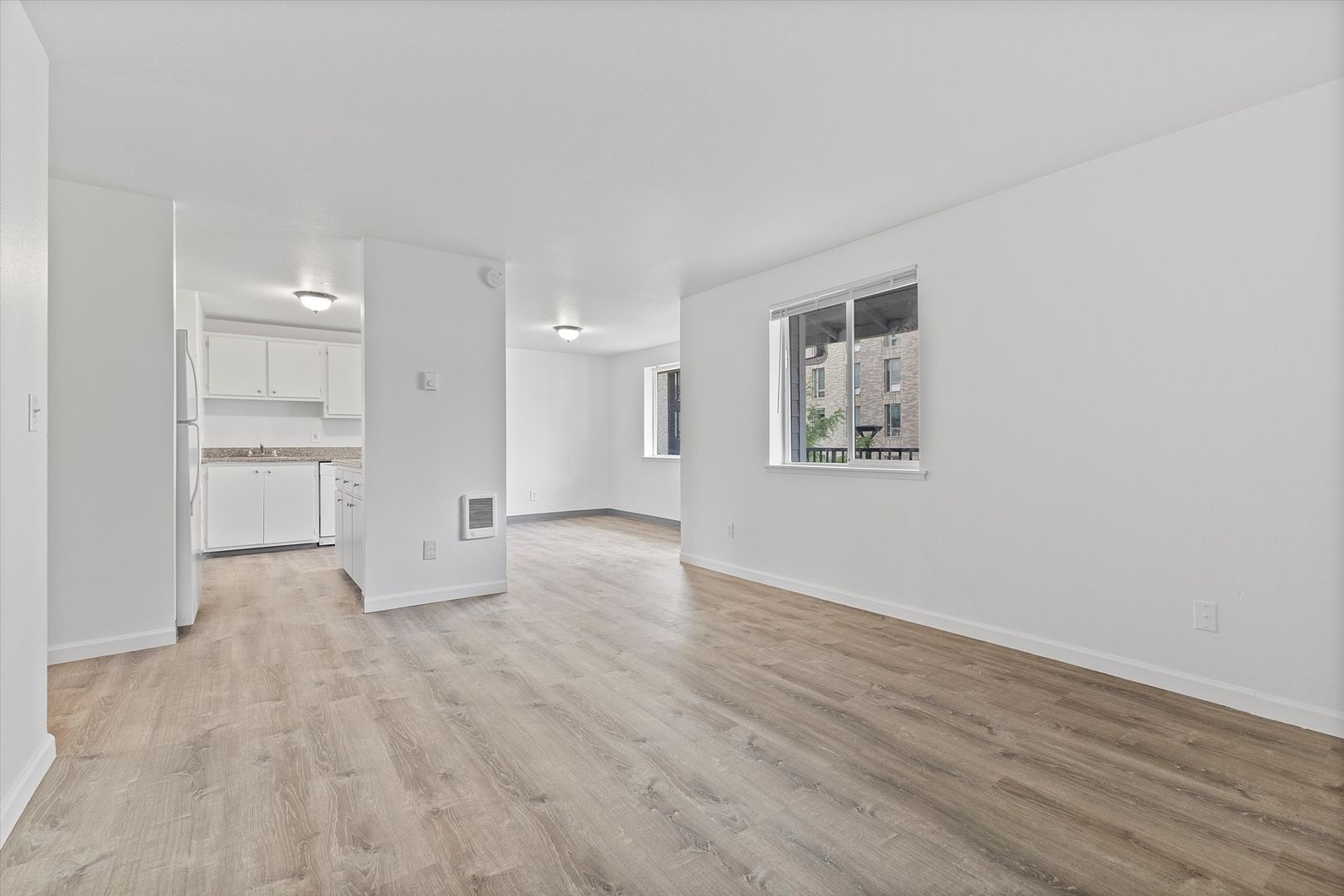 Portland Apartment: 16031, 16033, 16039 & 16055 SE Stark St.