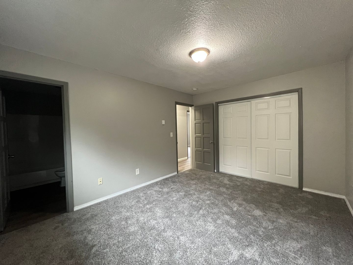 Portland Apartment: 912 NE 91st/924 NE 91st