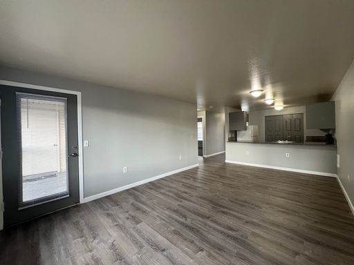 2 BED 1 BATH @ ROSEWOOD STATION *$500 DEPOSIT – photo 1