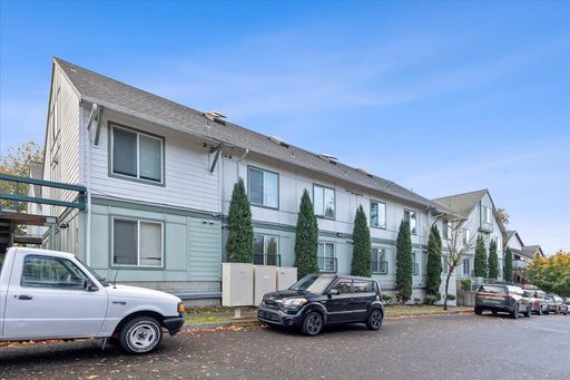 2 BED 1 BATH @ ASH STREET COURTYARD - $500 DEPOSIT INCOME RESTRICTED PROPERTY – photo 1