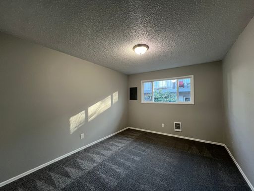 2 BED 1 BATH @ BEAVERCREST *$500 DEPOSIT – photo 1