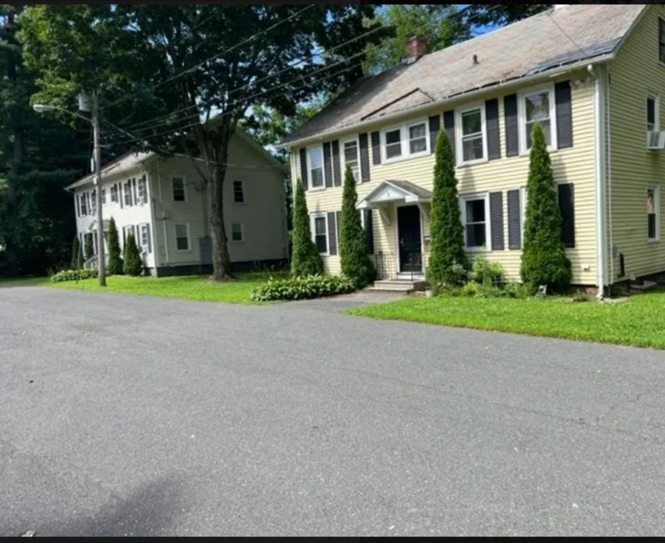 Westfield Apartment: 5 Littles Court