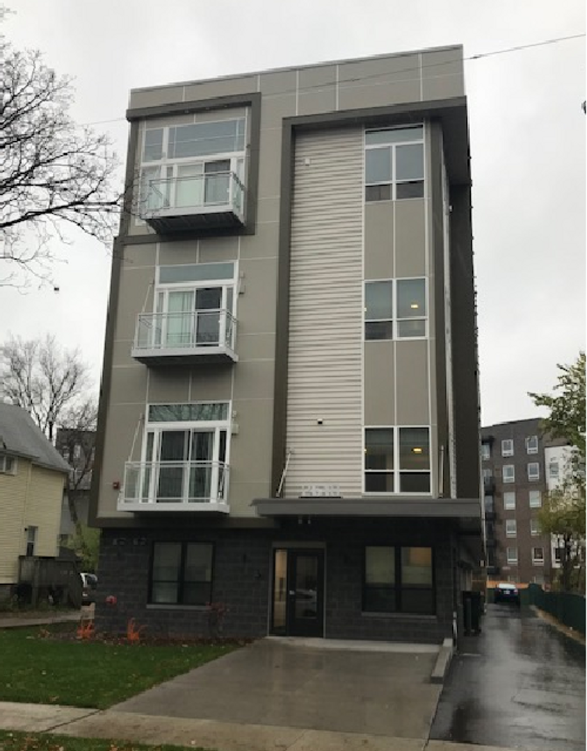 Minneapolis Apartment: 2618 Essex St SE
