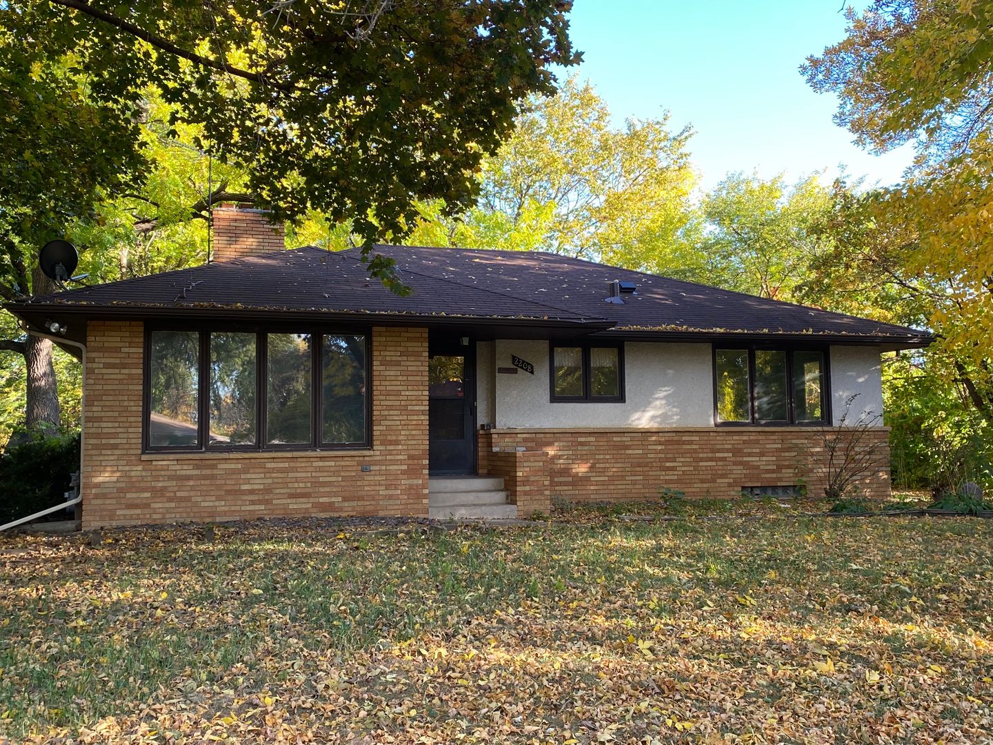 Maplewood House: 2208 Hendry Place