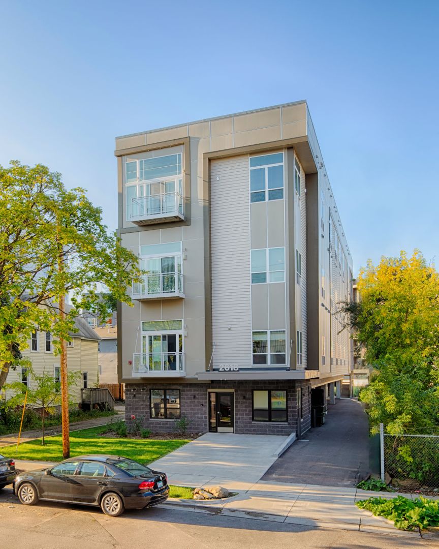 Minneapolis Apartment: 2618 Essex St SE